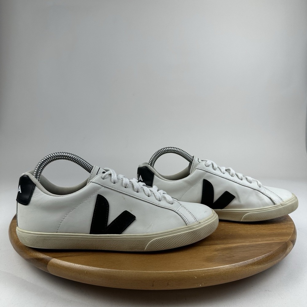 Womens Veja Esplar Logo White Leather Low Comfort Casual Sneakers Shoes Size 6 M